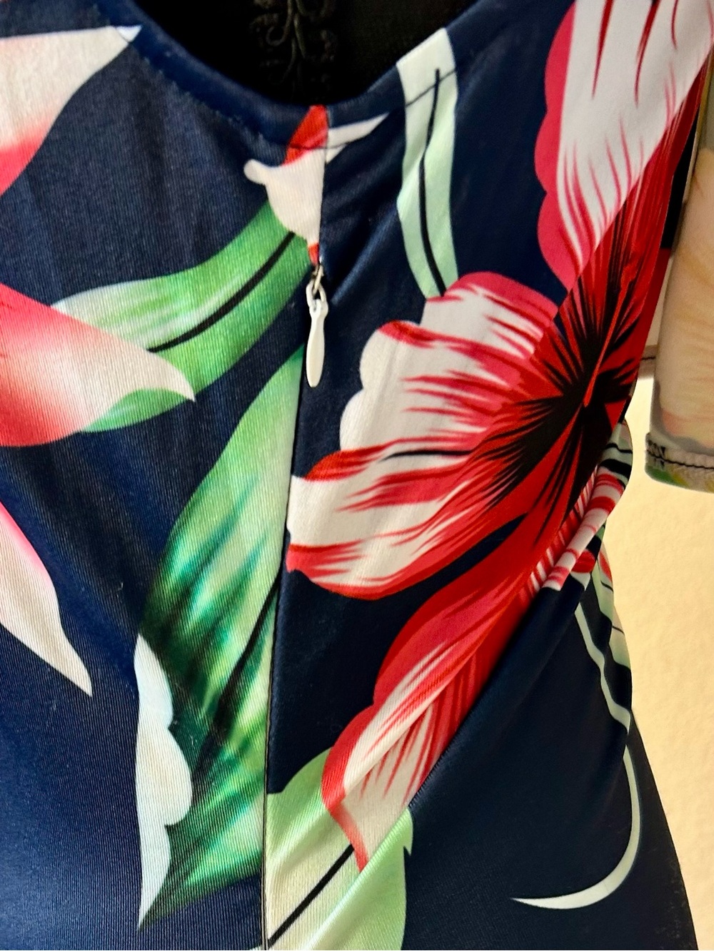 Off-Shoulder Luau Floral Maxi Dress - Tropical Print - Picture 7 of 9